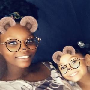 Meet your Posher, Latasha